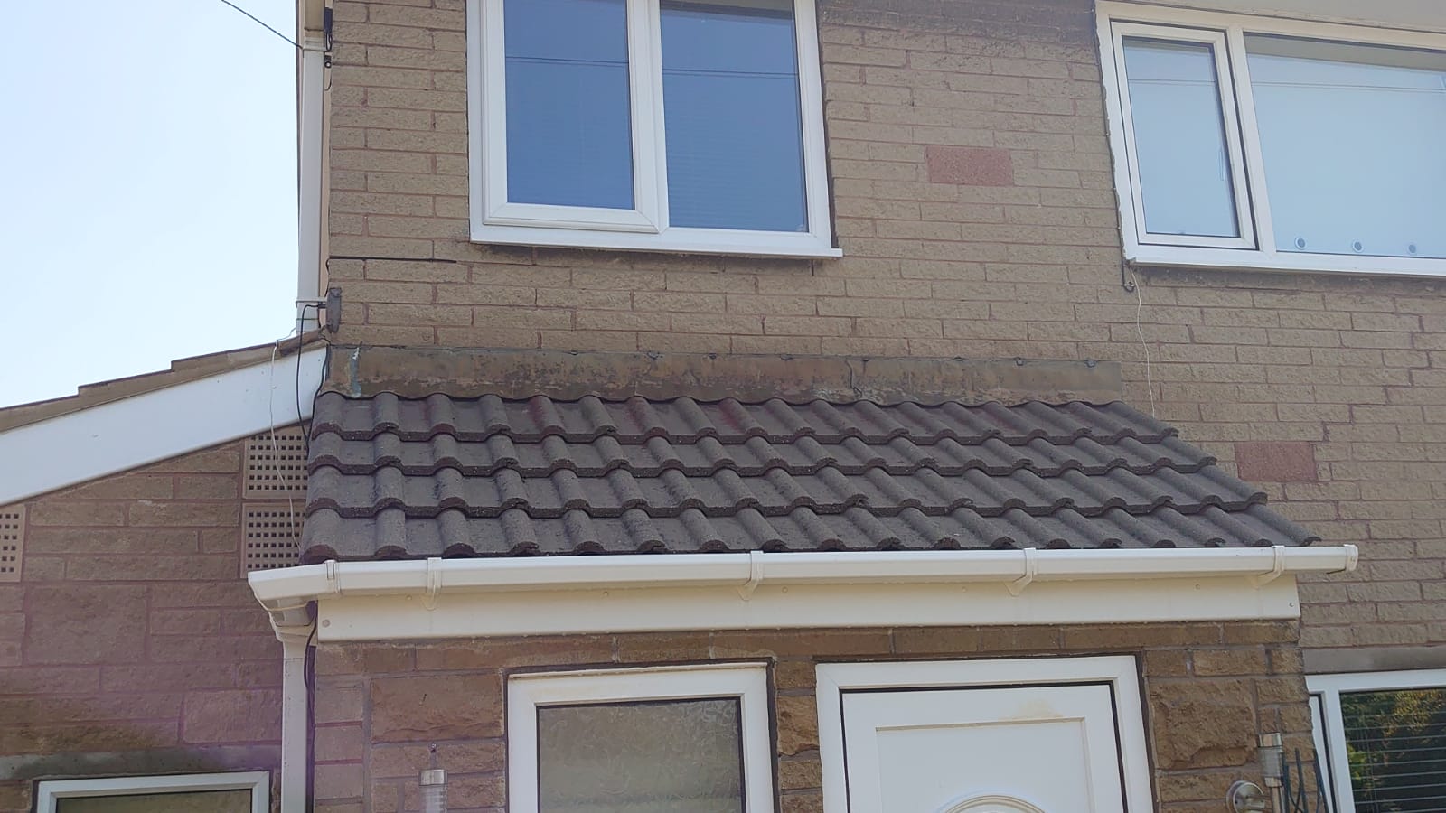 Moss Invasion Alert: How to Rescue Your Doncaster Roof